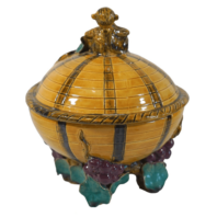 Majolica-Monkey-Grape-Dish-in-style-of-George-Jones-3