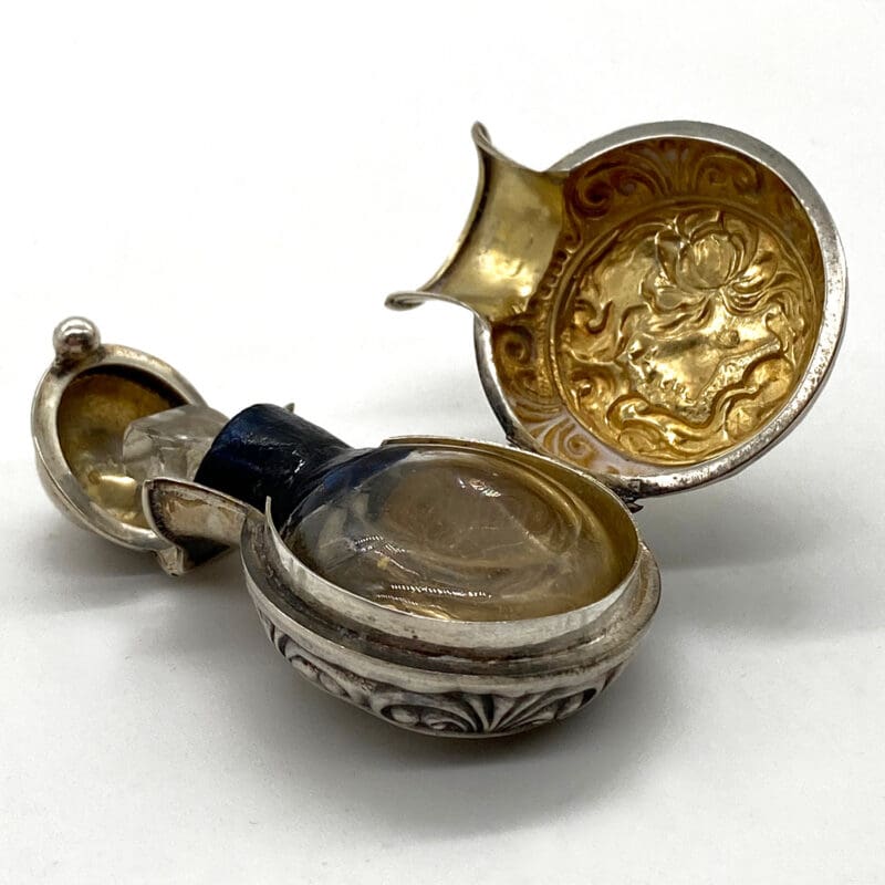 Art-Nouveau-Sterling-Scent-Bottle-1910-6 Art-Nouveau-Sterling-Scent-Bottle-1910-6