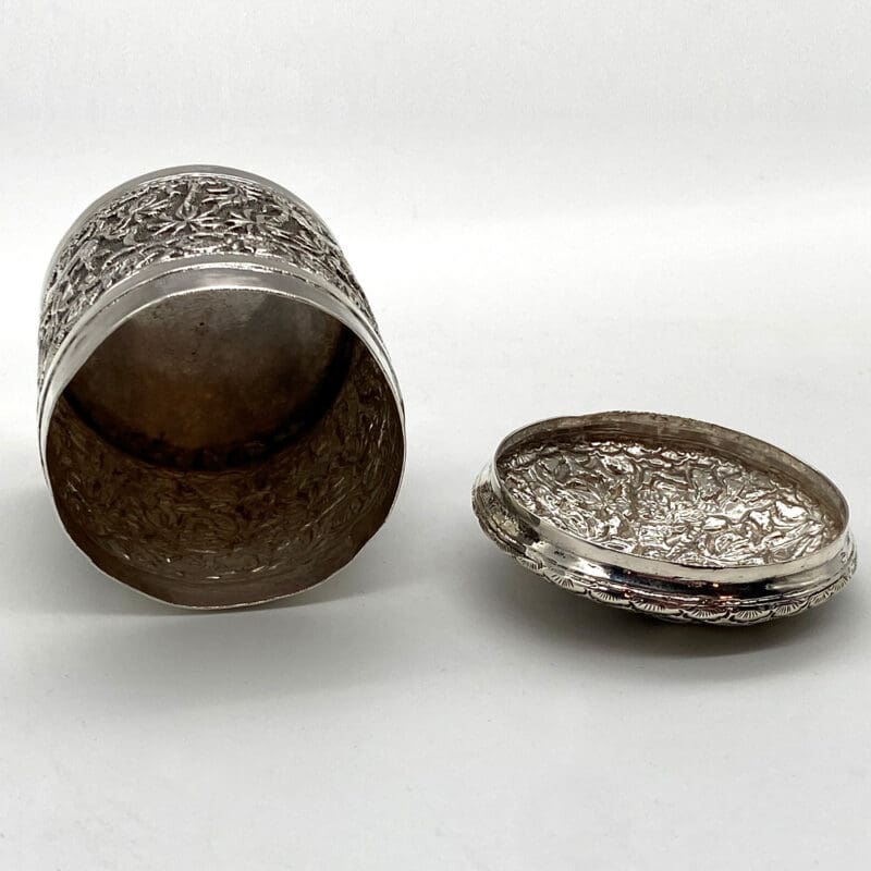 Sterling-Besamim-with-Detailed-Wild-Animals-3 Sterling-Besamim-with-Detailed-Wild-Animals-3