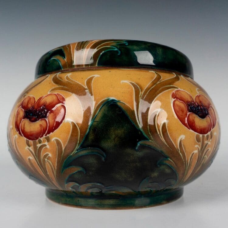 William-Moorcraft-Early-Tobacco-or-Dresser-Jar-5 William-Moorcraft-Early-Tobacco-or-Dresser-Jar-5