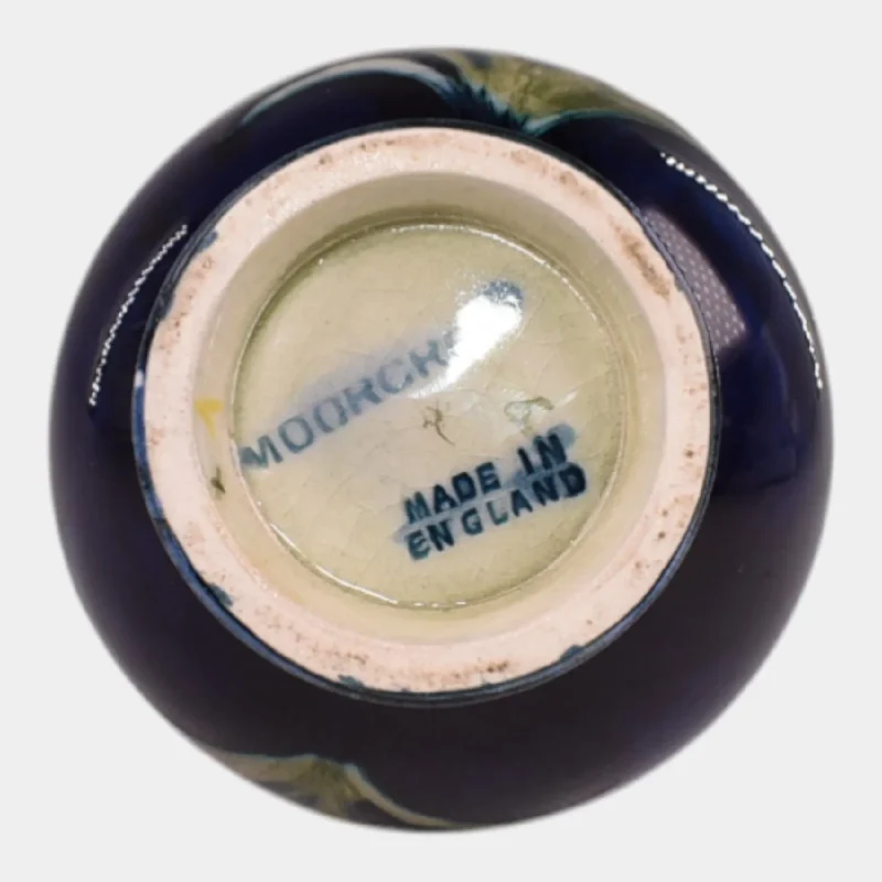 Walter-Moorcroft-African-Lily-Rounded-Vase-5 Walter-Moorcroft-African-Lily-Rounded-Vase-5