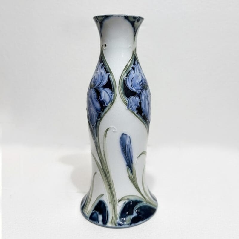Willaim-Moorcroft-Iris-Florian-Ware-Bonhams-1 Willaim-Moorcroft-Iris-Florian-Ware-Bonhams-1