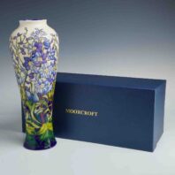 Moorcroft-King-Charles-III-Coronation-Vase-Limited-Edition-Emma-Bossons-5