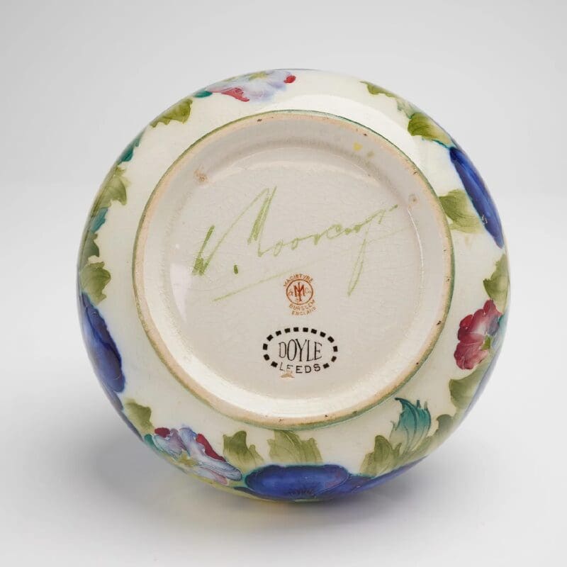 William-Moorcroft-Pansy-Pattern-Potpourri William-Moorcroft-Pansy-Pattern-Potpourri